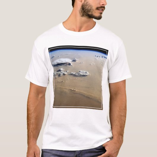 Stof Storm over de Zeeen van de Sahara. T-shirt (Voorkant)