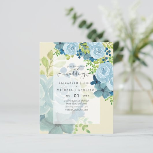 STOFBLAUWE BLOEMEN TROUWKAARTEN - BUDGET (Staand voorkant)