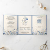 Stofblauwe Boho-wildbloem-fotocode QR-code bruilof Drieluik Uitnodiging (Binnen)