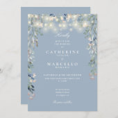 Stofblauwe veldbloemen slingerlichten bruiloft kaart (Voorkant / Achterkant)