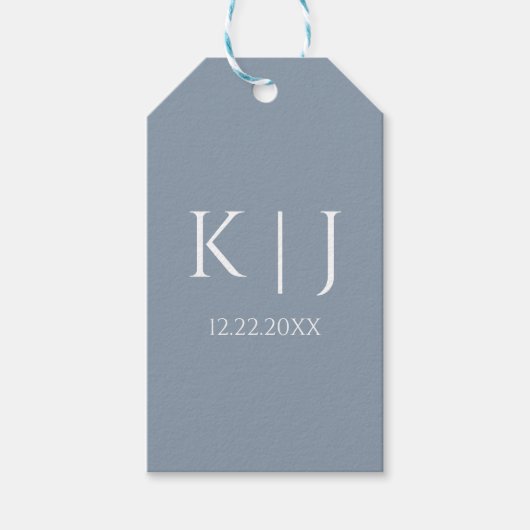 Stofbloauw Monogram Eerste Letter Minimalistische Cadeaulabel (Voorkant)