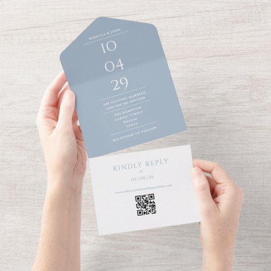 Stofbloauwe Monogram QR Code Trouwdatum All In One Uitnodiging (Afscheurbaar)