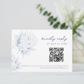 Stofbloem Blauwe Hydrangea QR Code RSVP Kaart (Staand voorkant)