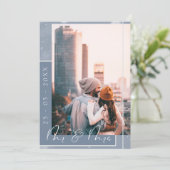 Stofbloem Blauwe Script Foto Save the Date Kaart (Staand voorkant)