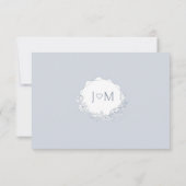 Stofbloem Bruid Bruidegom Monogram Huwelijk RSVP Kaartje (Achterkant)