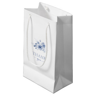 Stofbloemige cadeautas in stoffig blauw
