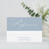 Stofbruin Blauw Moderne Chic Elegante Script Bruil RSVP Kaartje (Staand voorkant)