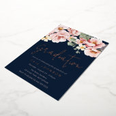 Stoffelijk Roos Bloemen Navy Afstuderen Roos Goud Folie Uitnodiging (Gedraaid)