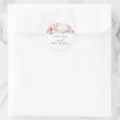 Stoffelijk Roos en Blush Flowers Elegante bruiloft Ronde Sticker (Tas)