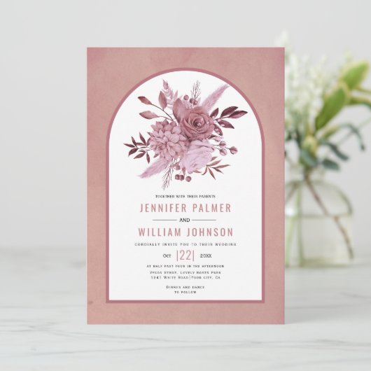 Stoffelijk roos roze bloemetjes en boogbruiloft kaart (Staand voorkant)