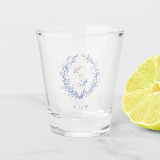 Stoffig blau monogram botanische krans bruiloft shot glas (Voorkant)