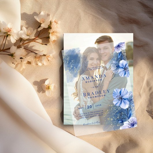 Stoffig Blauw Bloemen & Goud Glitter Elegante brui Vellum Uitnodigingen