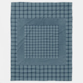 STOFFIG BLAUW GERUITE PATROON FLEECE DEKEN (Voorkant)