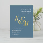 Stoffig Blauw Goud Elegant Klassiek Monogram Bruil Folie Uitnodiging (Staand Voorkant)