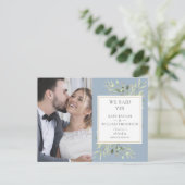 Stoffig Blauw groen Elopement Foto Bruiloft Aankondigingskaart (Staand voorkant)