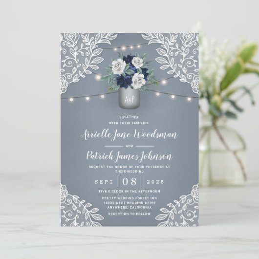 Stoffig Blauw Land Wit Kant Mason Jar Bruiloft Kaart (Staand voorkant)