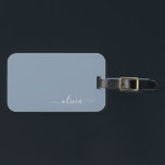 Stoffig Blauw Minimalistisch Modern Elegant Monogr Bagagelabel<br><div class="desc">Introductie van ons Dusty Blue Minimalist Modern Monogram Elegant Collectie: Verhoog uw stijl met ingetogen verfijning en tijdloze charme. Ons collectie heeft minimalistische design in een rustgevende stoffige blauwe tint, versterkt met elegante monogrammen op maat van uw persoonlijke smaak. Van verfijnde briefpapier tot veelzijdige accessoires, elk stuk in ons collectie...</div>