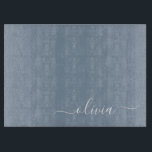 Stoffig Blauw Minimalistisch Modern Elegant Monogr Snijplank<br><div class="desc">Introductie van ons Dusty Blue Minimalist Modern Monogram Elegant Collectie: Verhoog uw stijl met ingetogen verfijning en tijdloze charme. Ons collectie heeft minimalistische design in een rustgevende stoffige blauwe tint, versterkt met elegante monogrammen op maat van uw persoonlijke smaak. Van verfijnde briefpapier tot veelzijdige accessoires, elk stuk in ons collectie...</div>