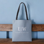Stoffig Blauw Minimalistisch Modern Elegant Monogr Tote Bag<br><div class="desc">Introductie van ons Dusty Blue Minimalist Modern Monogram Elegant Collectie: Verhoog uw stijl met ingetogen verfijning en tijdloze charme. Ons collectie heeft minimalistische design in een rustgevende stoffige blauwe tint, versterkt met elegante monogrammen op maat van uw persoonlijke smaak. Van verfijnde briefpapier tot veelzijdige accessoires, elk stuk in ons collectie...</div>