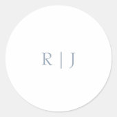 Stoffig Blauw Monogram Initialen Minimal Bruiloft Ronde Sticker (Voorkant)