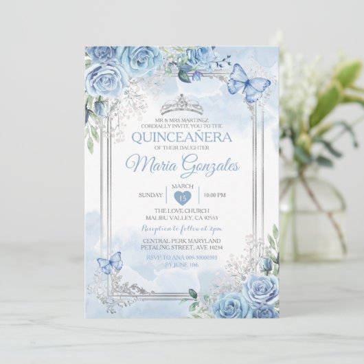 Stoffig Blauw Quinceañera Zilveren Kroonvlinder Kaart (Staand voorkant)