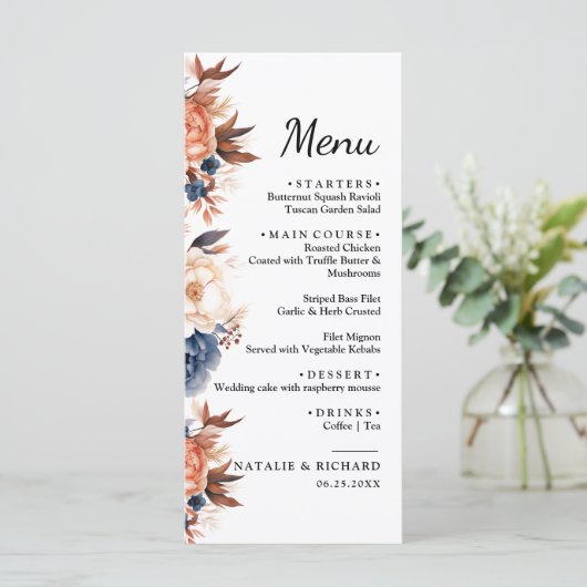 Stoffig blauw & Terracotta bloemenbruiloft waterve Menu (Staand voorkant)