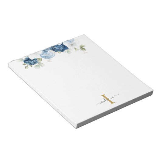 Stoffig blauwe bloemige monogram Eucalyptus script Notitieblok (Schuin)