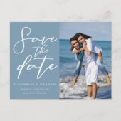 Stoffig blauwe koppel foto kust Save the Date Aankondigingskaart (Voorkant)