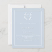 Stoffig blauwe monogram krans verjaardagsuitnodigi (Voorkant)