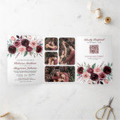 Stoffig Roze Bourgondië Bloemen QR Code Bruiloft Drieluik Uitnodiging (Binnen)