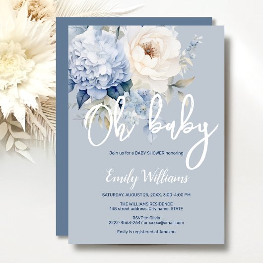 Stoffige blauw-witte bloemenuitnodiging voor baby  kaart