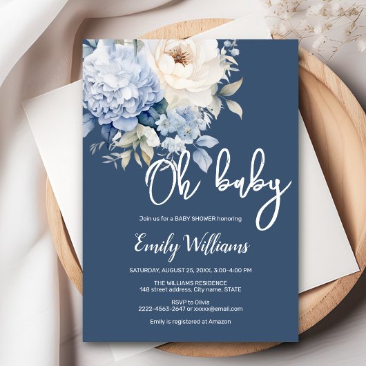 Stoffige blauw-witte bloemenuitnodiging voor baby  kaart