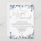 Stoffige blauwe bloemen bruiloft net getrouwd kaart (Voorkant)