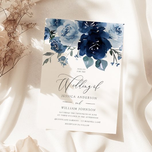 Stoffige blauwe bloemen Elegante bruiloft Kaart