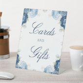 Stoffige Blauwe Bloemen Kaarten en Geschenken Reclamebord Met Voetstuk (Insitu)