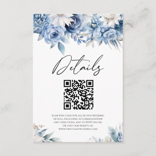 Stoffige Blauwe Bloemen QR Code Trouwdetails Informatiekaartje (Voorkant)