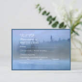 stoffige blauwe bos landschap bruiloft RSVP kaartje (Staand voorkant)