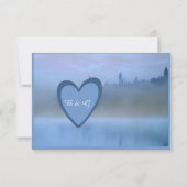 stoffige blauwe bos landschap bruiloft RSVP kaartje (Achterkant)