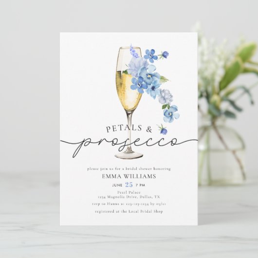 Stoffige Blauwe Fotobloemblaadjes & Prosecco Vrijg Kaart (Staand voorkant)