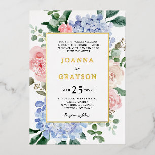 Stoffige blauwe hortensia als pastel roze rozen br folie uitnodiging