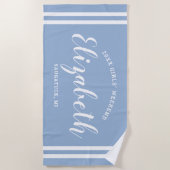 Stoffige Blauwe Meisjes Weekend Monogram Naam Strandlaken (Voorkant)