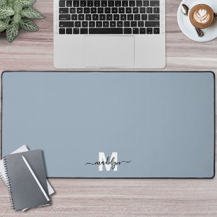 Stoffige Blauwe Minimalistische Naam Monogram Bureaumat