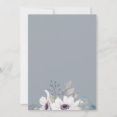 Stoffige Blauwe Tuin Bloemen Bruidsdouche Uitnodig Kaart (Achterkant)