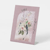 Stoffige Bourgogne Magnolia Bloesems en Vogels Reclamebord Met Voetstuk (Voorkant)