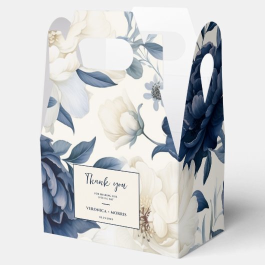 Stoffige marineblauw & wit bloemenbruiloft waterve bedankdoosjes (Geopend)