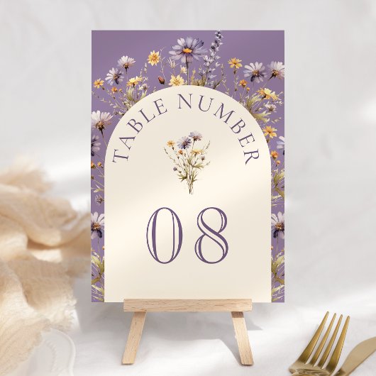 Stoffige paarse boho-wildbloemhuwelijk kaart