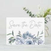 Stoffige Pastel Blauwe Bloemen Save The Date (Staand voorkant)