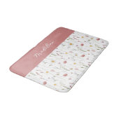 Stoffige Roze Aquarel Wilde Bloem Monogram Naam Badmat (Gekanteld)