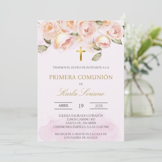 Stoffige roze bloemenspaanse eerste communie kaart (Staand voorkant)