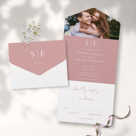 Stoffige Roze En Gouden Monogram Foto Bruiloft All In One Uitnodiging